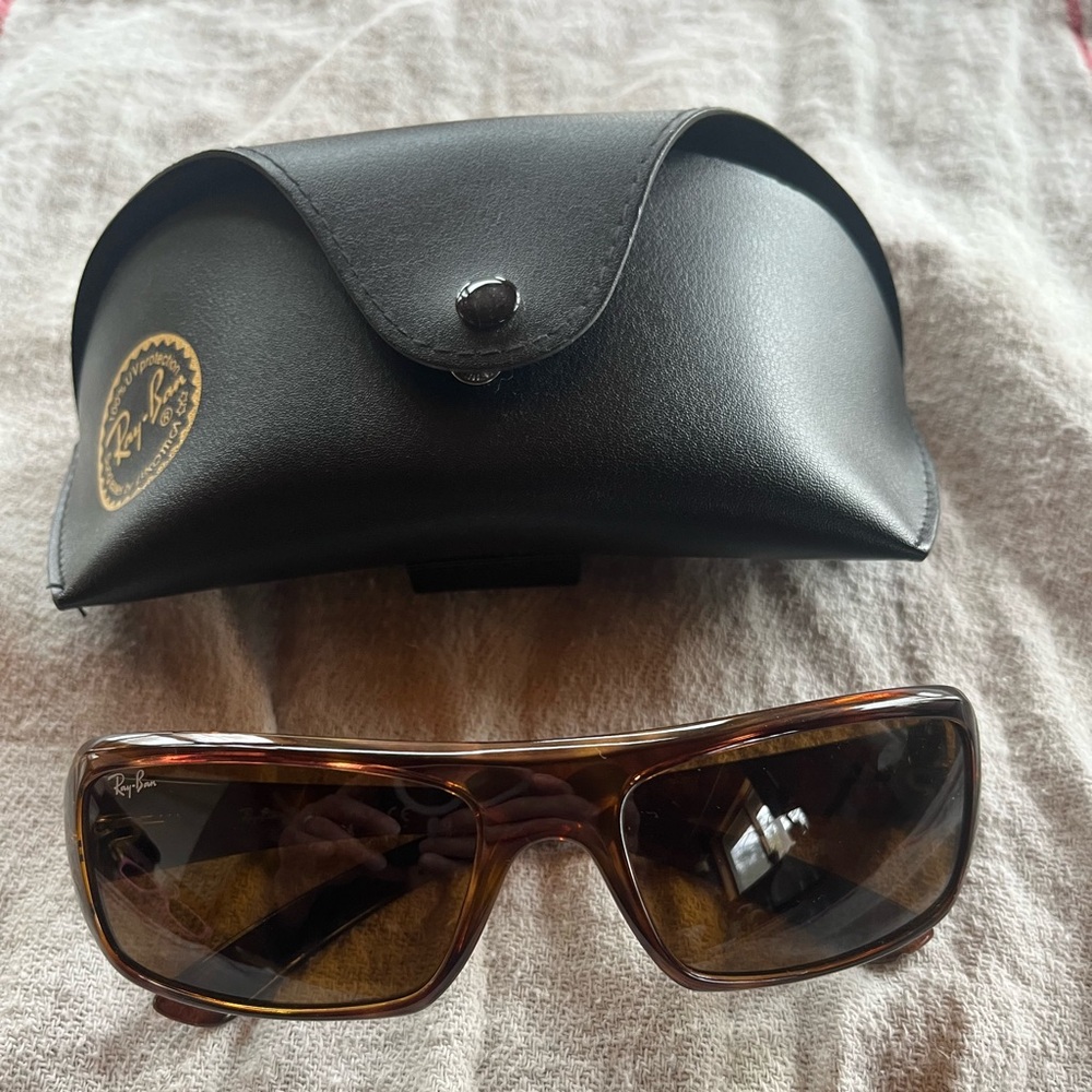 Ray Ban Polarized Rb4075 Rectangular Sunglasses T… - image 2